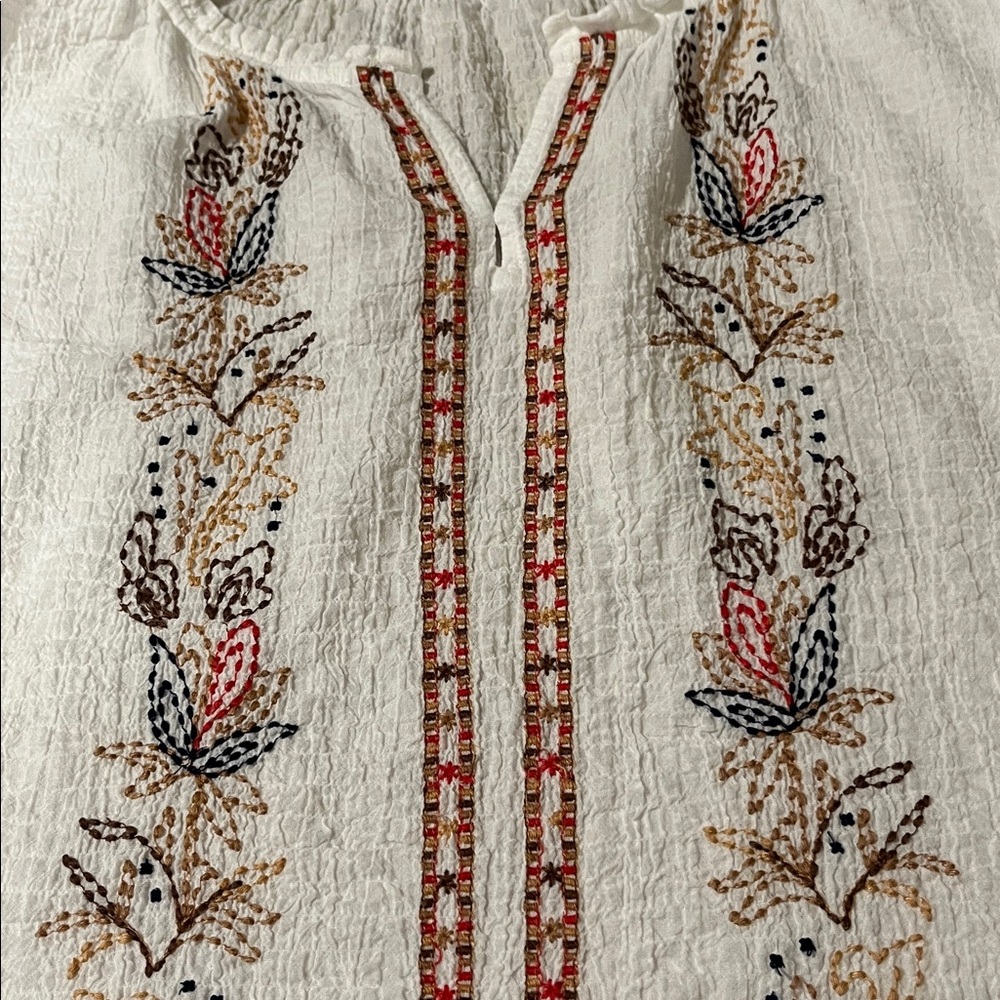 J Jill cotton top size m petite with embroidery - Picture 7 of 8